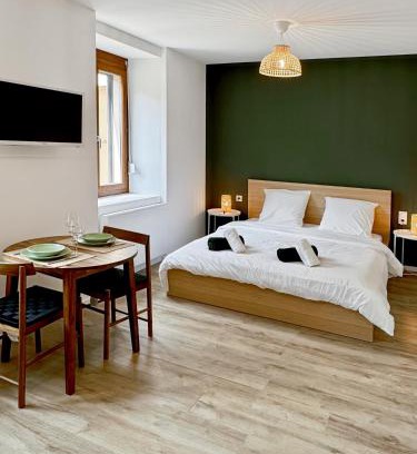 Mulhouse Apartment | Une touche de vert
