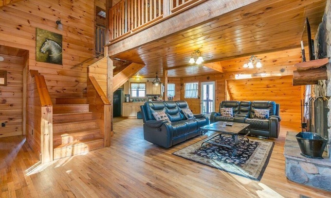 Helen Cabin | Unforgettable | Pet Friendly | Hot Tub | Private Porches | Fire Pit | Pool Table
