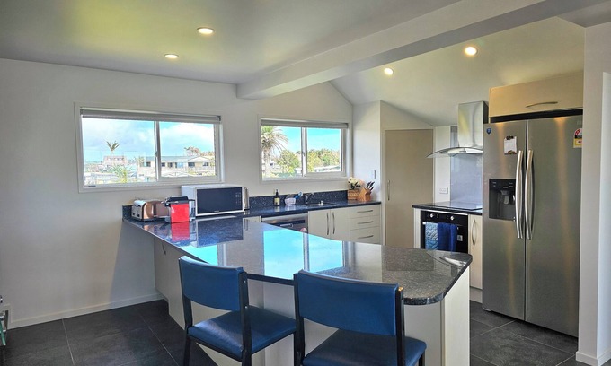 Karkari Peninsula House | Uninterrupted beachfront townhouse