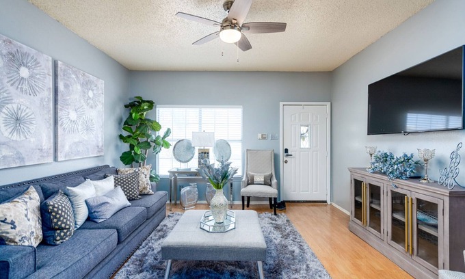 Blossoms Park House | Unique 3-story relaxation