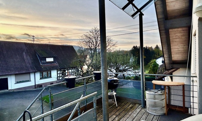 Rammersweier Apartment | Unique loft-maisonette apartment with valley view (Europapark + Baden-Baden)