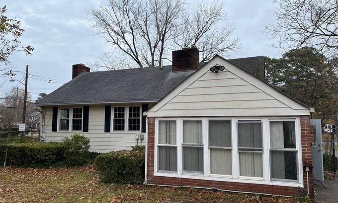 Norfolk House | Unique Lower Level of our Home, Private, W/D, Pets by RedAwning