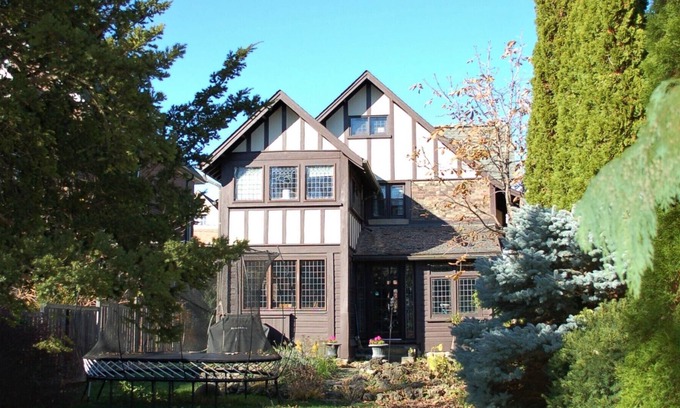 Riverdale House | Unique, restored, Arts and Crafts historical home. Furnished.