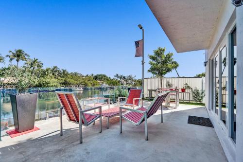 Deerfield Beach Apartment | Unique Retreat - Unit A: Cozy First-Floor Oasis