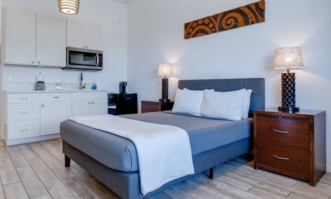 Wailuku Apartment | Unit 6 Maui Ohana Modern Studio