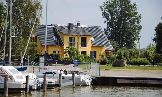 Saal House | University of Applied Sciences located at the port; Water view, sauna, fireplace, *