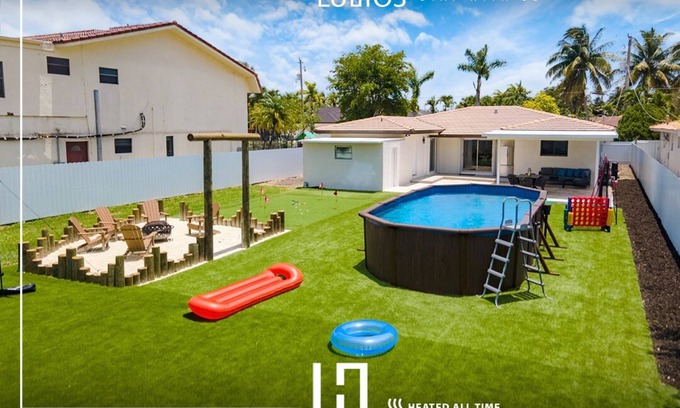 Ludlam House | Unlimited Fun: Pool, Basketball and Volleyball