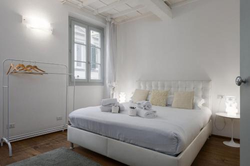 Santa Croce Apartment | UNYCA - Quiet and Central Living in Florence