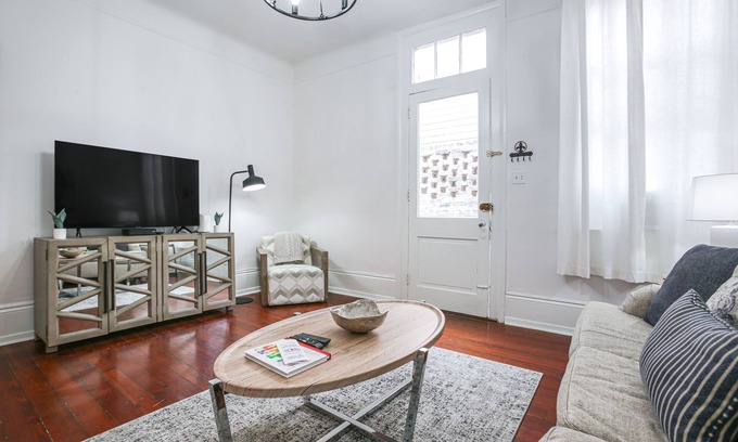 French Quarter Apartment | Updated Bourbon Street Condo w/Smart TVs!
