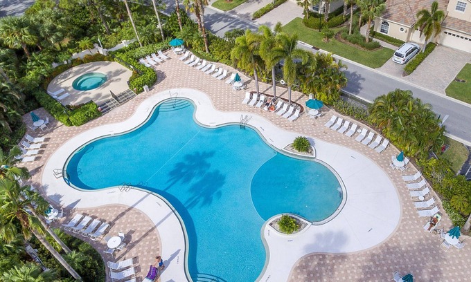 Port Saint Lucie Condo | Updated Condo In PGA Village