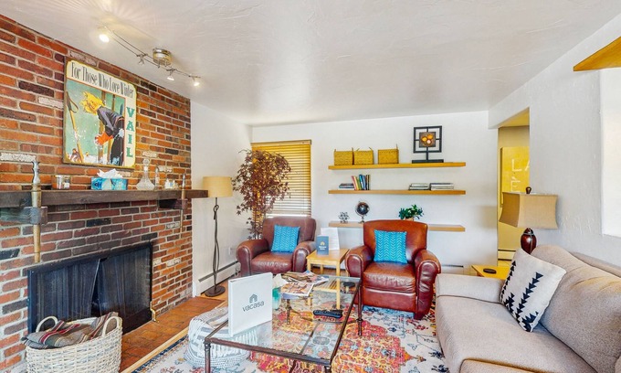 Vail Condo | Updated Condo with Walkable Locale, Free WiFi & Private Washer/Dryer