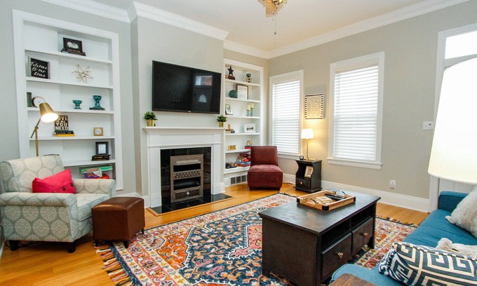 South Side Slopes House | Updated home with 2 car off street parking pad in Southside Pittsburgh!