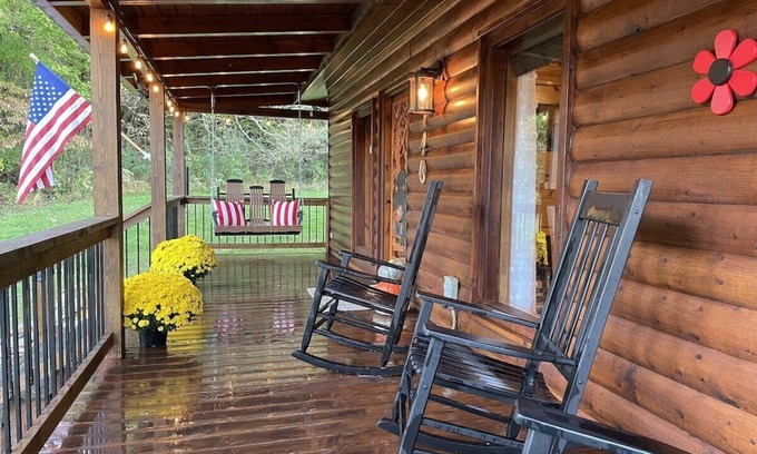 Gatlinburg - Pigeon Forge Cabin | ⭐️⛰Updated Premium Cabin w/View ~Wears Valley(Close to Pigeon Forge/Gatlinburg)