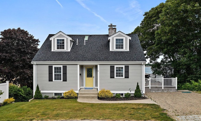 West Wareham House | Updated Waterfront Buzzards Bay home