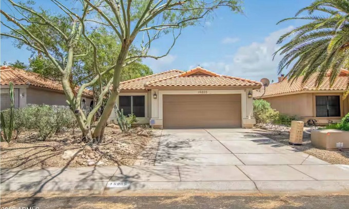 Paradise Park Vista House | Upgraded entire residential home