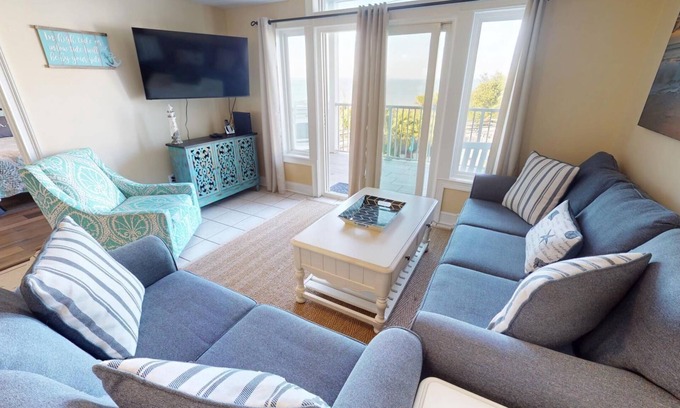 Tybee Island Condo | Upgraded w/Pool Access & The Best Sunrise & Sunset Views!