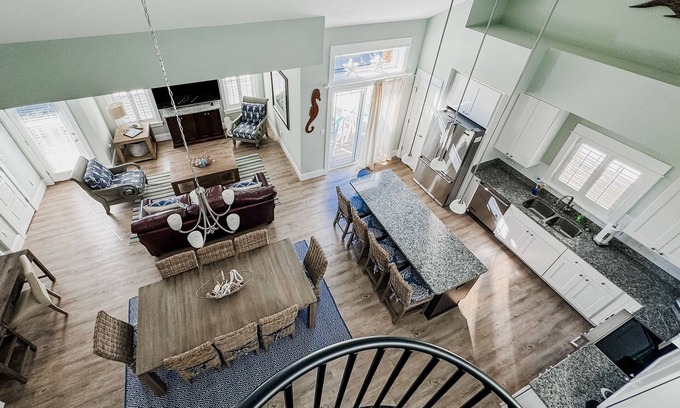 Corolla Light House | Upscale 4BR/4.5 Bath townhome/duplex in Corolla Light Resort community