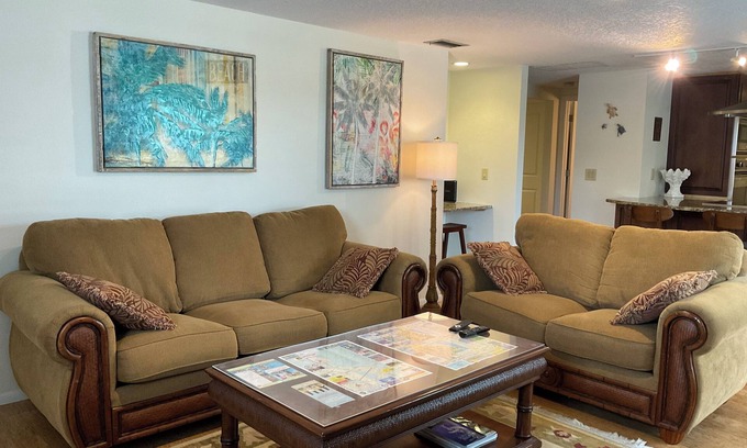 Gulf Gate Estates House | Upscale House Near Siesta Key Beaches, Florida