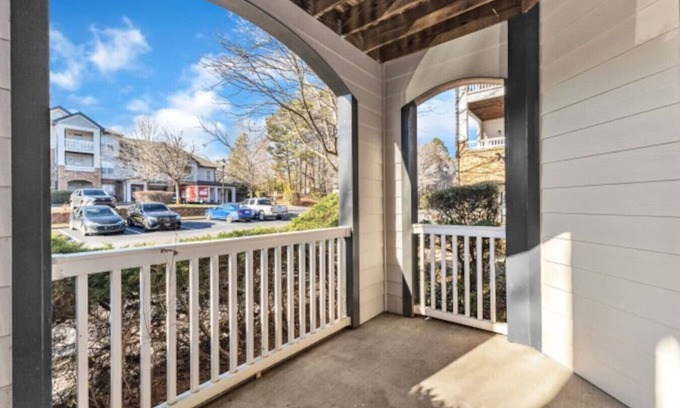 Southwest Raleigh Apartment | Upscale King 1BR Suite—Mins to Downtown Raleigh!