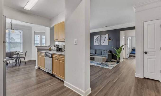 Southwest Raleigh Apartment | Upscale King 2BR Suite—Mins to Downtown Raleigh!