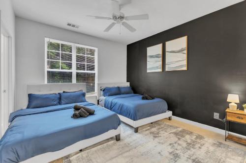 Southwest Raleigh Apartment | Upscale King 2BR Suite Mins to Downtown Raleigh!
