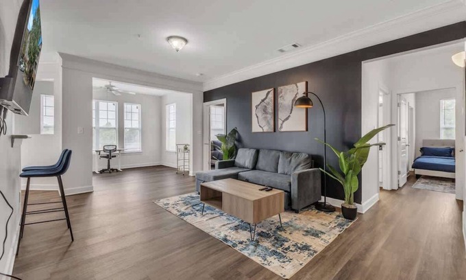 Southwest Raleigh Apartment | Upscale King 3BR Suite Mins to Downtown Raleigh!