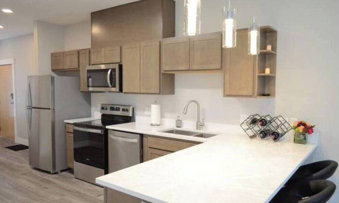 Westside Apartment | Upscale Modern Apt 201 in the heart of Missoula