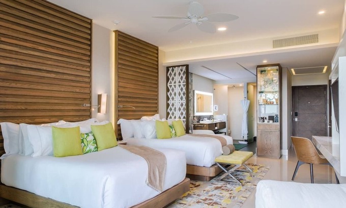 Playa Mujeres Hotel | Upscale Resort & Spa With Amazing Family Swimming Pools, 1 Rooftop Adult Only