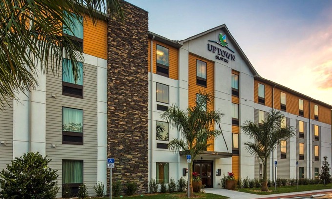 Greater Palm River Point CDC Hotel | Uptown Suites Extended Stay Tampa FL – Riverview