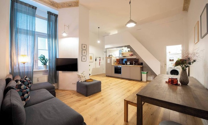 Friedrichshain Apartment | Urban Apartment Friedrichshain/Boxhagenerstraße