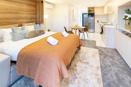 Christchurch City Centre Apartment | Urban Gem in the CBD Studio
