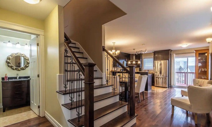 Halifax House | Urban Halifax 3BR Haven, close to everywhere