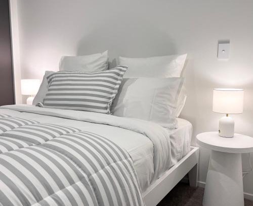 Saint Albans Apartment | Urban Locale