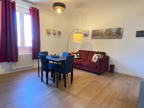 Cirenaica House | Urban Nest Rooms Red Carpet
