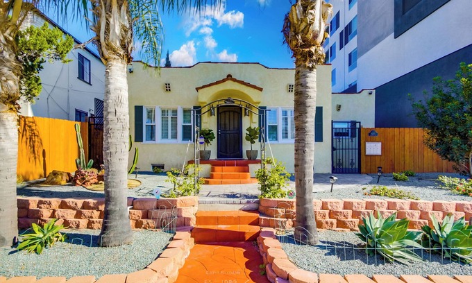 Normal Heights House | Urban Oasis - 2 BR, Newly Renovated, Prime San Diego Location.