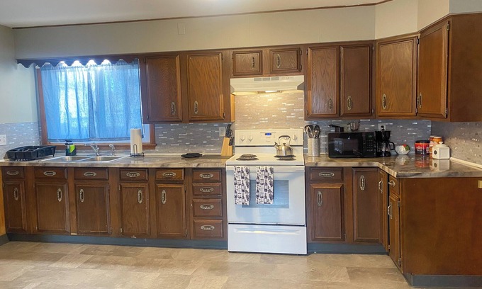 Cortland Apartment | Urban Oasis in Downtown Cortland