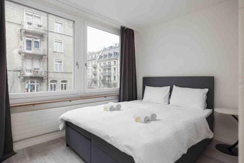 Sihlfeld Apartment | Urban Oasis with Queen Bed and View BE-28