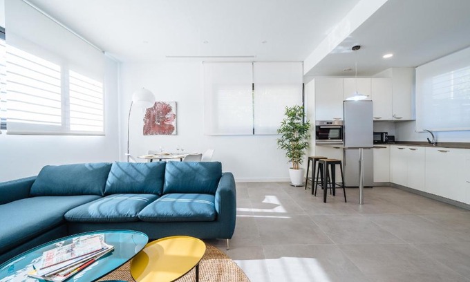 Nervion Apartment | Urban Pulses Nervión