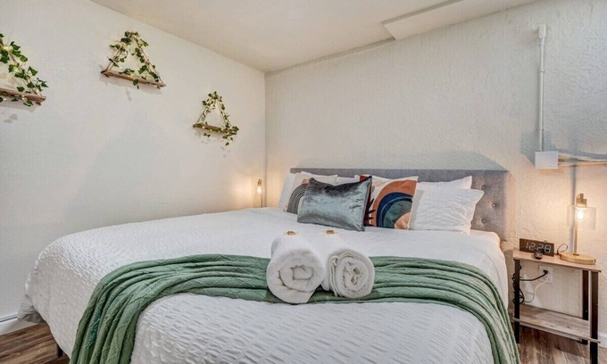 East Colorado Springs Apartment | Urban Reprieve! King Bed, BBQ, Fire Pit & Views