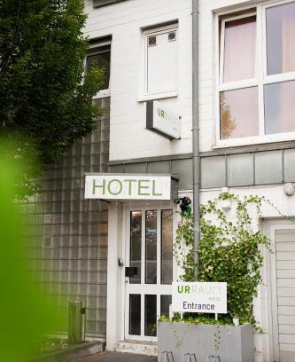 Rhein-Erft-Kreis District House | urraum Hotel