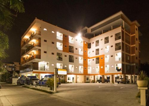 Saen Suk Hotel | V at Bangsaen