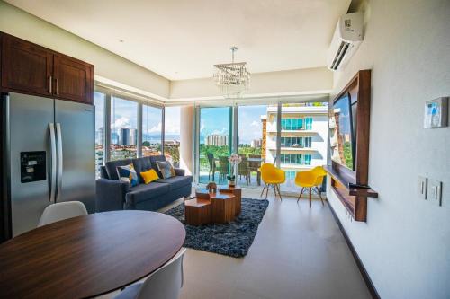 Marina Vallarta Apartment | V-Marina B-902