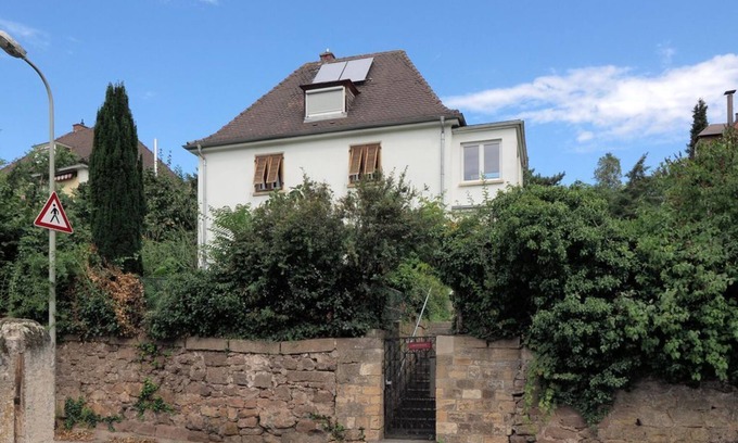 Neustadt an der Weinstrasse Apartment | Vacation apartment at the park