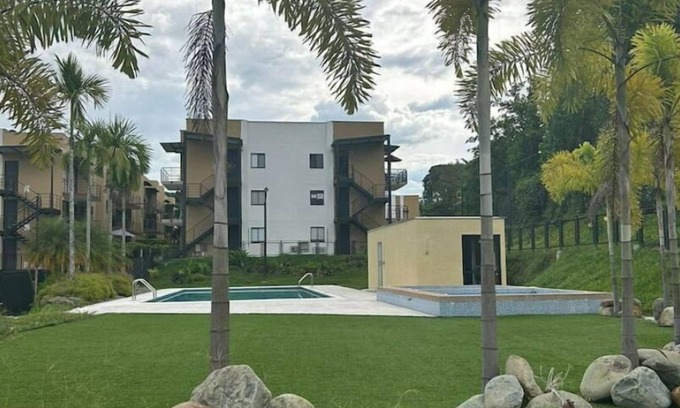 La Tebaida Apartment | Vacaciones Eje Cafetero Parque del Café Piscinas
