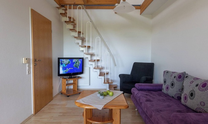 Wremen Apartment | Vacation apartment Lili Marleen 7-14, bright and with a view over the dyke.
