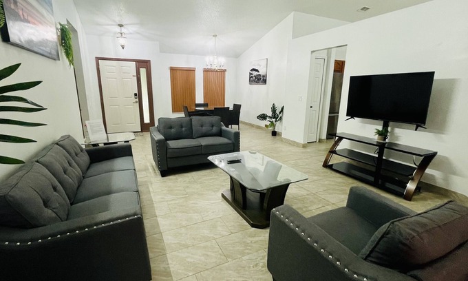 Deltona Lakes House | Vacation and relaxation home