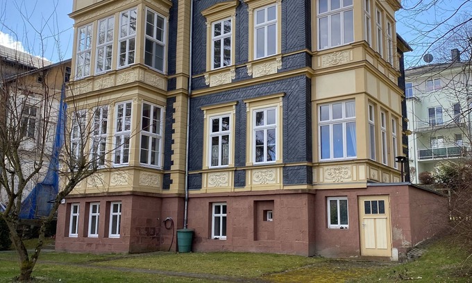 Friedrichroda Apartment | Vacation apartment "Villa am Kurpark" - Maisonette