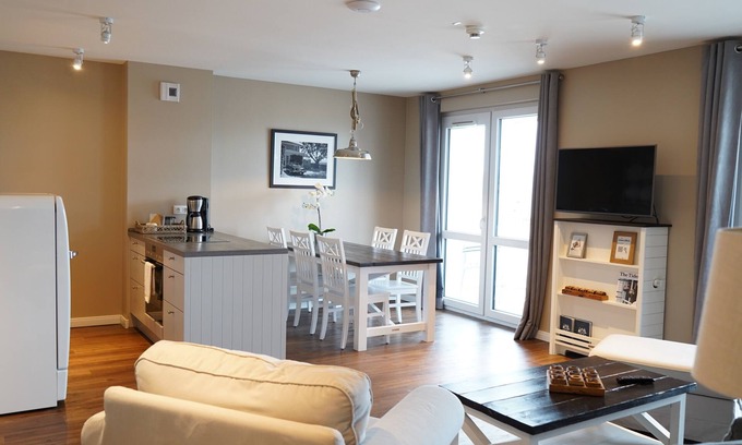 Heiligenhafen Apartment | Vacation apartment/apartment for 4 guests with 98m² in Heiligenhafen (297728)