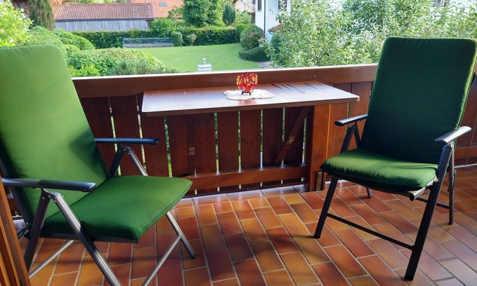 Marquartstein Apartment | Vacation apartment Achental, 2-4 persons, 80 sqm, 2 sep. Bedroom, WLAN, Balcony