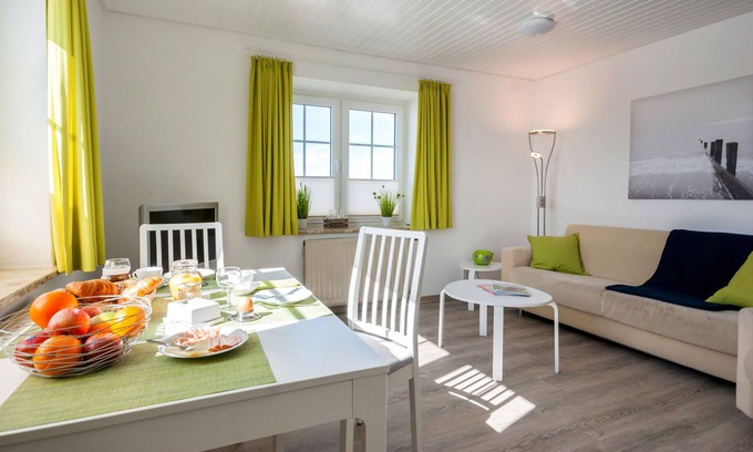 Albertsdorf Apartment | Vacation apartment/apartment for 2 guests with 43m² in Fehmarn (76364)